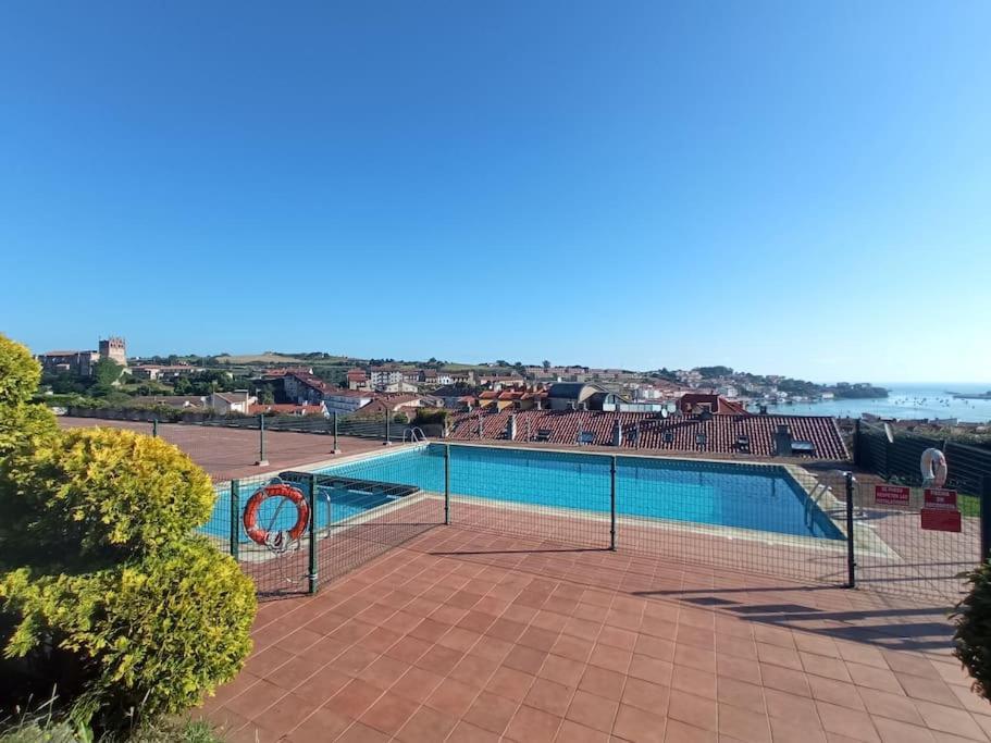 Terraza Y Piscina Con Vistas Espectaculares Al Mar Parking Cubierto Apartman San Vicente de la Barquera Kültér fotó